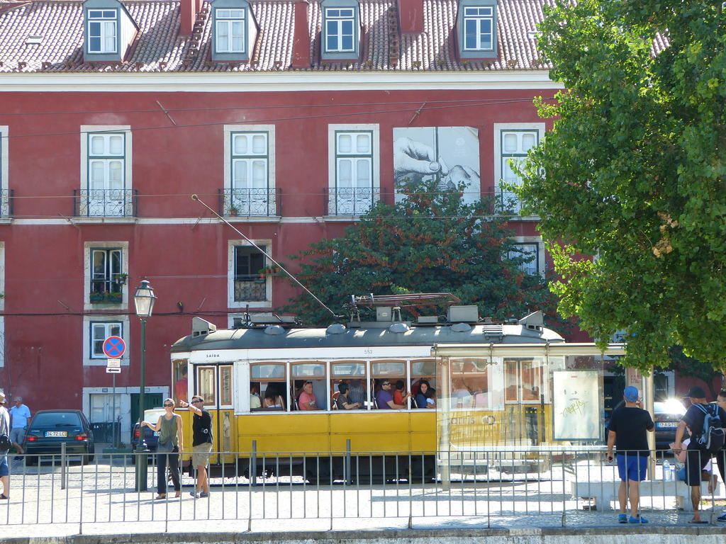 Bairrus Lisbon Apartments - Alfama エクステリア 写真